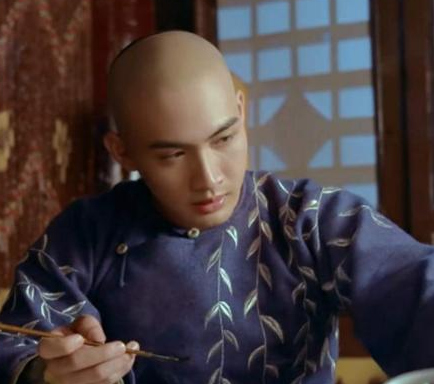 清朝时期的皇宫侍卫到底有多吃香 看看和珅就知道了