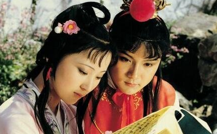红楼梦第一回讲了什么故事？这回该如何理解呢？