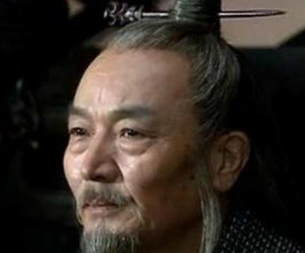 曹丕和曹植相比 两人谁更合适做曹操的继承人