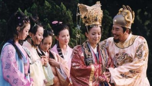 为了防止宫闱之乱，朱元璋推出一个制度