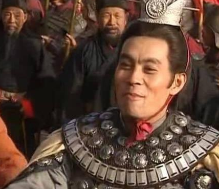 刘备和曹操都有杀吕布之心 曹操为什么把杀吕布的决定权给刘备