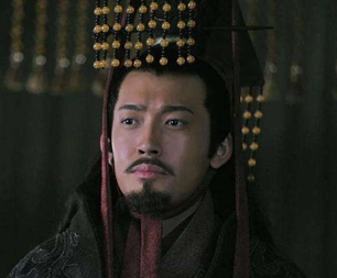 孙权曾向曹丕称过臣，为何最终能把曹丕和刘备都给耍了？