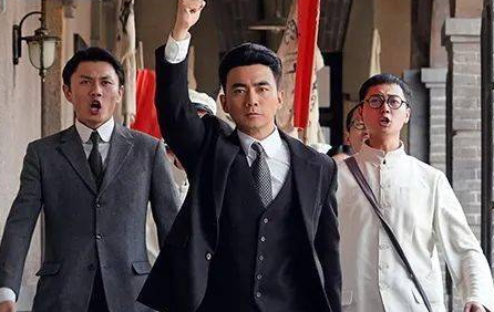 《觉醒年代》豆瓣评分多少？剧中都有哪些人物呢？