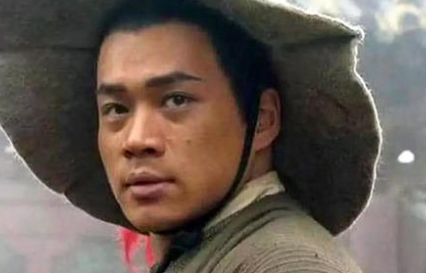 水浒传中潘金莲那么漂亮为什么会嫁给武大郎？