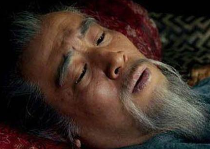 刘备临死前为什么要提拔李严 仅仅是为了制约诸葛亮那么简单吗