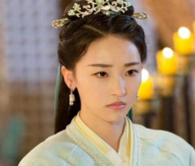 古代只要长得漂亮就能进宫 首先你得先过稳婆这一关才行