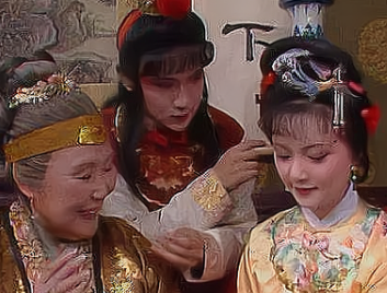 薛宝钗生日时，邢夫人和尤氏为何没有来?