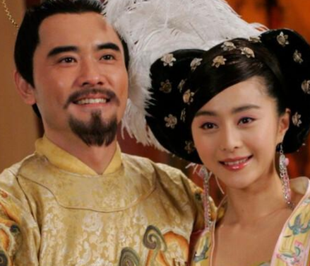杨贵妃到底是怎么死的 杨贵妃真的是死于上吊吗