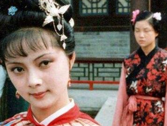 进了宝钗的蘅芜院后，刘姥姥为何没有夸赞一句？