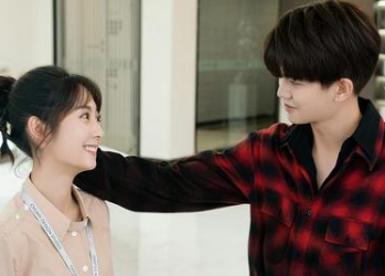 《乌鸦小姐与蜥蜴先生》累计播放量是多少？腾讯一黑马剧