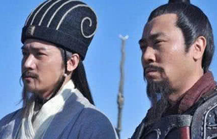 隆中对时，诸葛亮为何提出三分天下不是大一统呢？