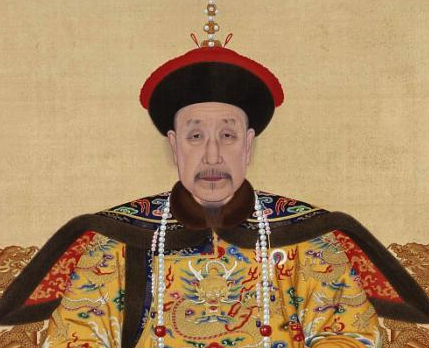 乾隆时期清朝就开始走下坡路吗 嘉庆为何不学雍正自救