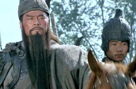 曹操都没打算杀关羽，为何夏侯惇却不想放过他呢？