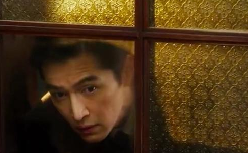 《繁花》里胡歌的造型如何？设计师是谁？