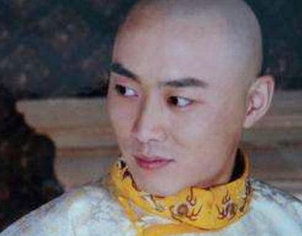 咸丰为什么不让自己的弟弟奕訢辅佐新帝 咸丰到底是怎么想额 