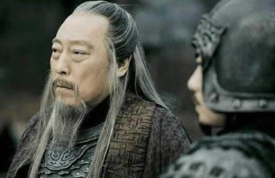 司马氏能篡位成功，明元皇后郭氏起了哪些作用？