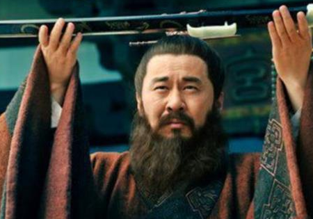 陈群的才能堪比诸葛亮 陈群为什么离开刘备转投曹操