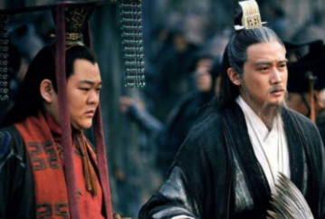 诸葛亮是如何教育自己的后代的呢？