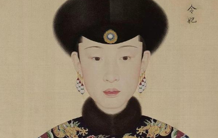 令妃刚生产不久，乾隆为什么急着宠幸她？