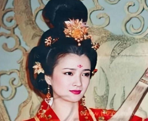 班婕妤凭什么被誉为历史上最完美的女人？她的结局是什么？