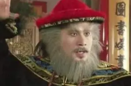 鳌拜手握大军，为何却被康熙轻易拿下呢？