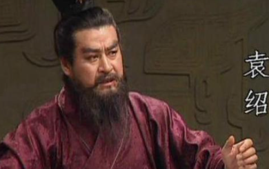 袁绍是曹操小时候的玩伴，两人为何没有合作呢？