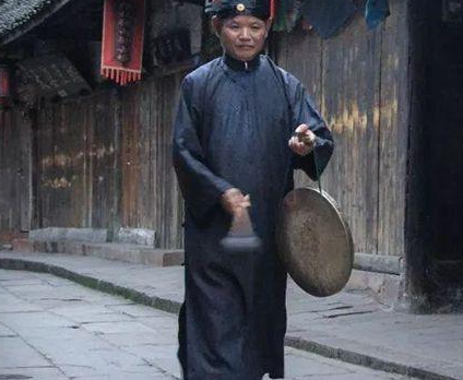 古人晚上为什么出打更这个职业 如果没有人晚上打更会怎么样