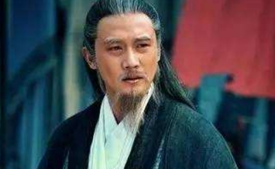 诸葛亮一生中最后悔的决定是什么？