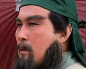 关羽头上戴的绿头巾是什么叫法？有何含义