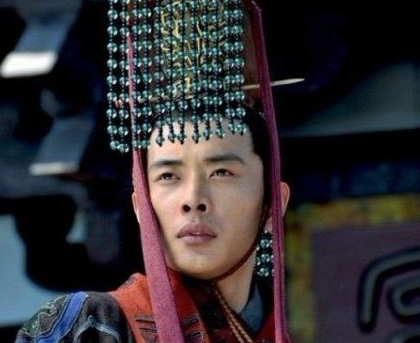 诸葛亮的真实身份是什么 诸葛亮真的就是汉献帝吗