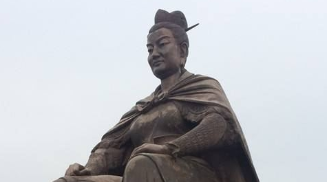 古代巾帼英雄：揭秘谯国夫人传奇的一生