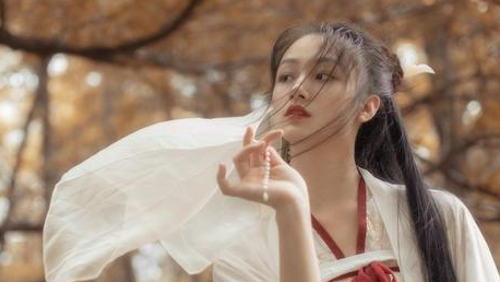 周邦彦的春情词：《渔家傲·灰暖香融销永昼》