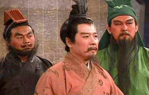 如果关羽逃回到西川，刘备会追究他的责任吗？