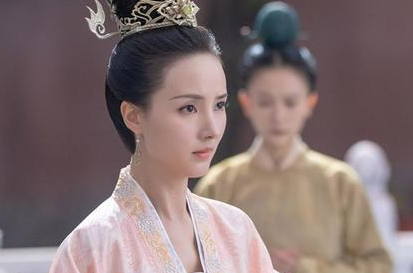 李世民为什么纳了齐王妃杨氏，却放过了郑氏呢?