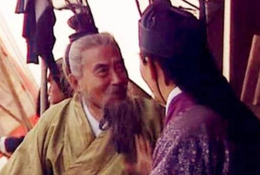 陶谦为何要加害曹操的父亲曹嵩呢？