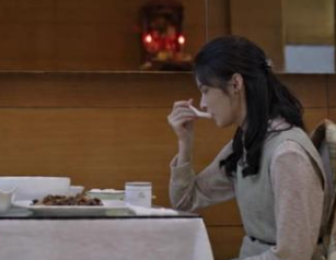 《乔家的儿女》孙小茉为什么会爱上陈主任？