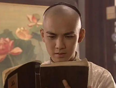 纳兰性德有哪些描写边塞的苍凉凄清与远离故土的寂寞乡愁的词作？