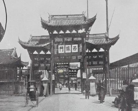 清朝时期，两江总督的权利与地位为什么高于一般总督？