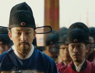 历史上土木堡之变对明朝产生了什么样的影响？