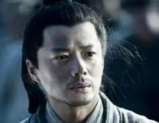 韩信一生战功赫赫却没有自立为王，原因是什么？