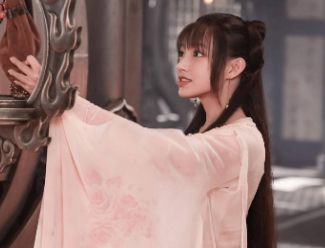 《卿卿我心》正式开播，程潇饰演废柴少女路卿卿
