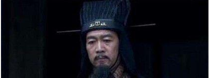 种暠：汉朝名臣，在任期间使羌胡及西域诸国都纷纷臣服