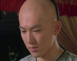 乾隆对儿子永璘是怎样的态度？嘉庆帝对弟弟永璘又是怎样的态度？