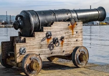 清末时期的火炮，为何比起明末铸造的不但没有进步反而还退化了？