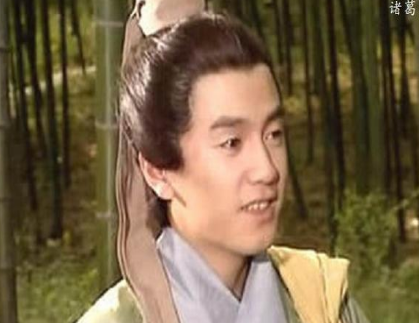 诸葛亮三兄弟号称龙虎狗 这个狗指的是谁