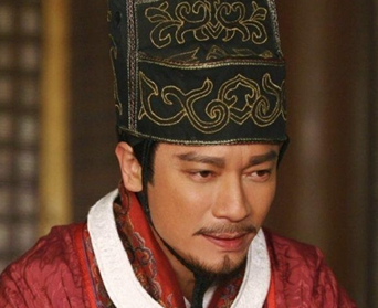 残害忠良的秦桧，皇帝为何反而称其对国有功？