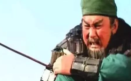 关羽武艺高强，为何打仗却屡次中箭呢？