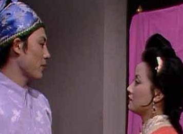 贾琏与王熙凤感情从一从二令三人木，经历了什么？