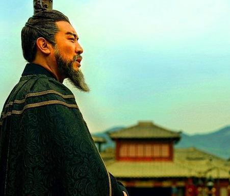 曹操作为一代枭雄 曹操为什么会喜欢寡妇