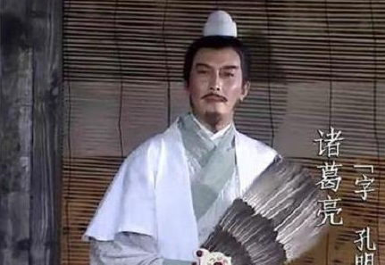 古代历史上那么多军师，能排前十的有谁？